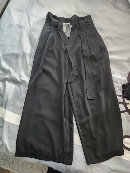 Dynamite Pants - BNWT Wide Leg Tie-Waist Pants - Black